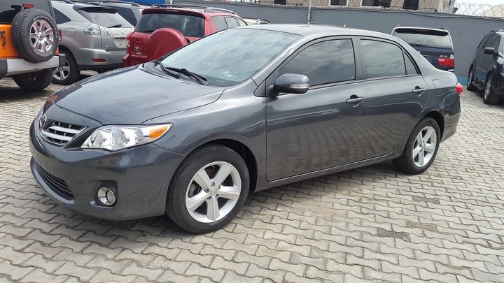 Toyota Corolla 08038664205